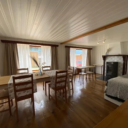 Cozy 2-bedroom Holiday home Unterseen
