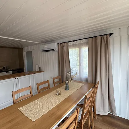 Cozy 2-bedroom
