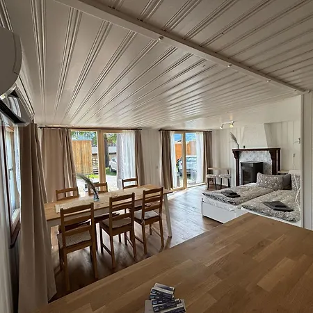 Cozy 2-bedroom Holiday home Unterseen