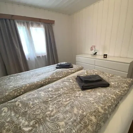 Cozy 2-bedroom Nyaraló