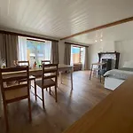 Cozy 2-bedroom Tatil Evi
