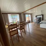 Cozy 2-bedroom Tatil Evi